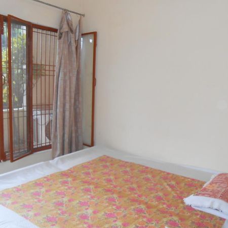Maruti Guest House Varanasi Exterior photo
