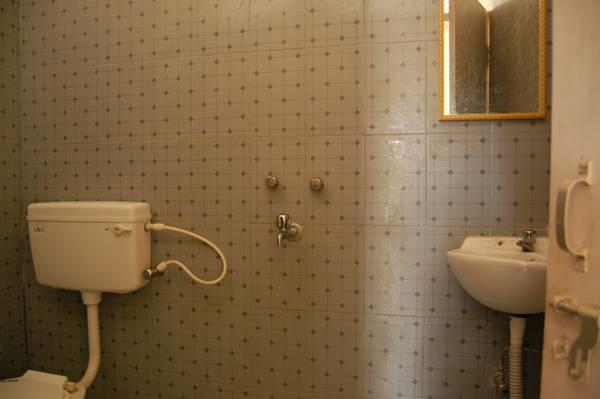 Maruti Guest House Varanasi Room photo