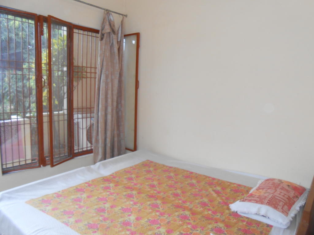Maruti Guest House Varanasi Exterior photo